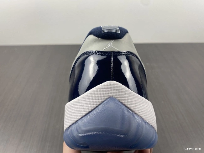 Georgetown Jordan 11 Air Retro 528895-007 Low 1115